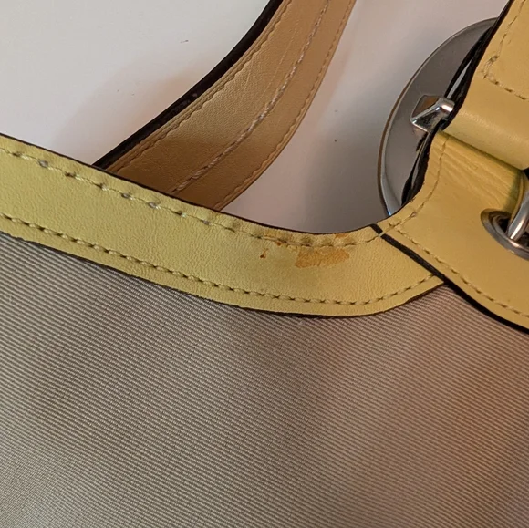 Vintage Coach Yellow Leather Bleecker Crossbody Shoulder Bag F13355 - Picture 9 of 14